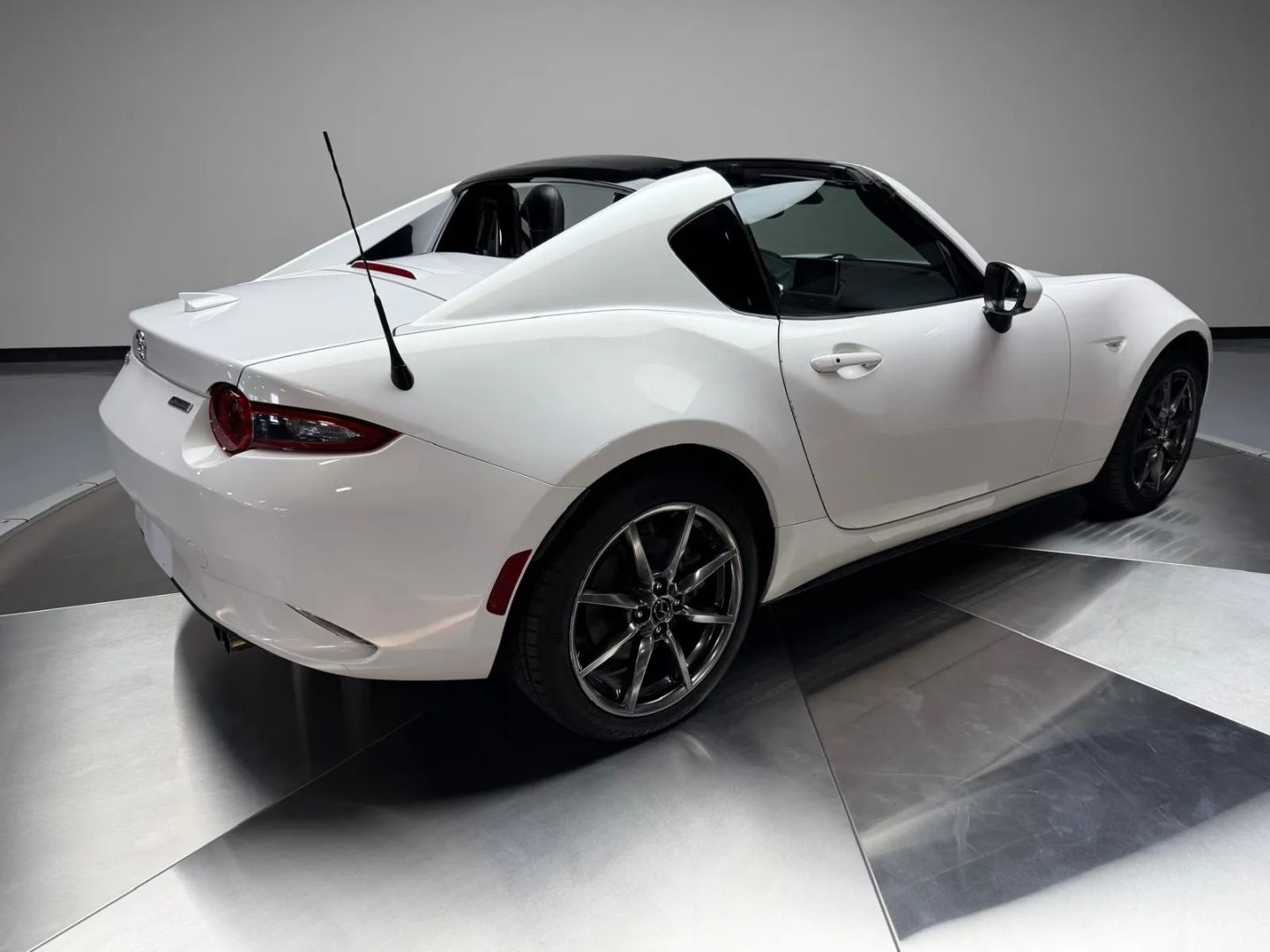 mazda mx-5 miata rf 2017 JM1NDAM73H0102976 image mazda mx-5 miata rf 2017 JM1NDAM73H0102976 image
